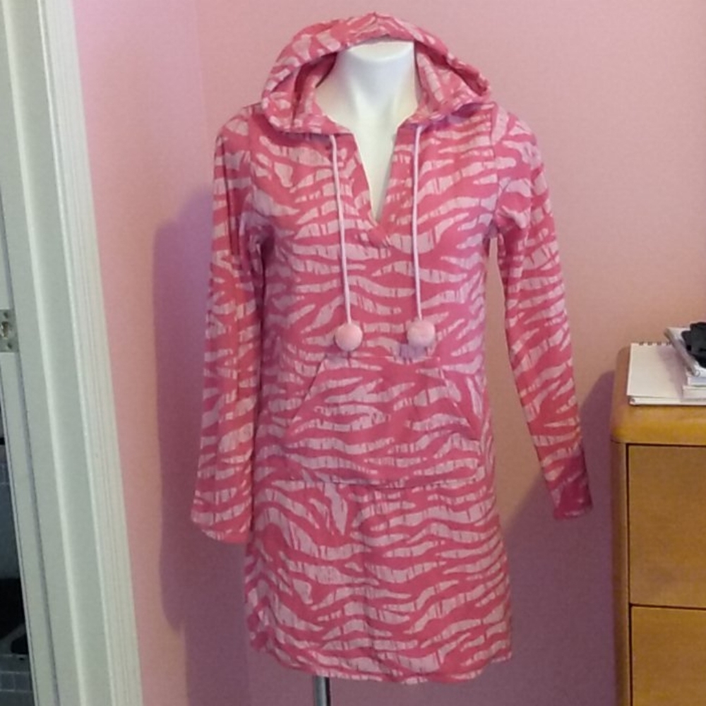 Women's pink animal print nightgown